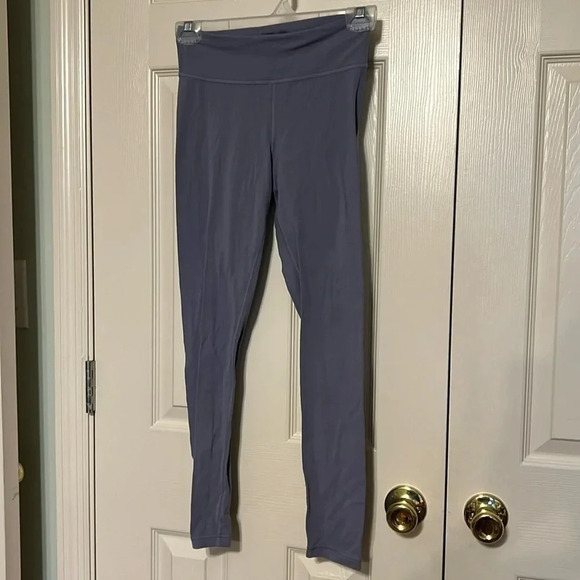 Athleta‎ - Picture 1 of 1